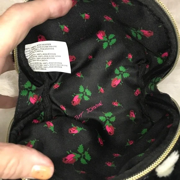 SOLD…..Betsey Johnson Polka Dot Cosmetic Bag - Picture 6 of 10